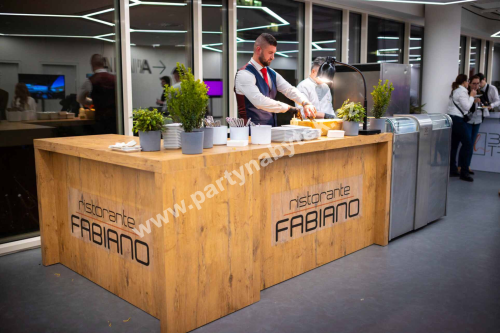 PARTY NÁBYTEK | Půjčovna nábytku, stolů, židlí a vybavení | Pohovky | Pohovka Chesterfield